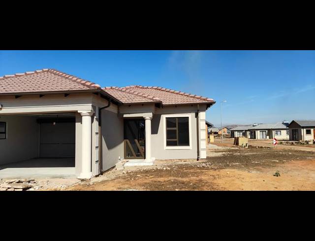3 BEDROOM HOUSE FOR SALE IN KYA SANDS